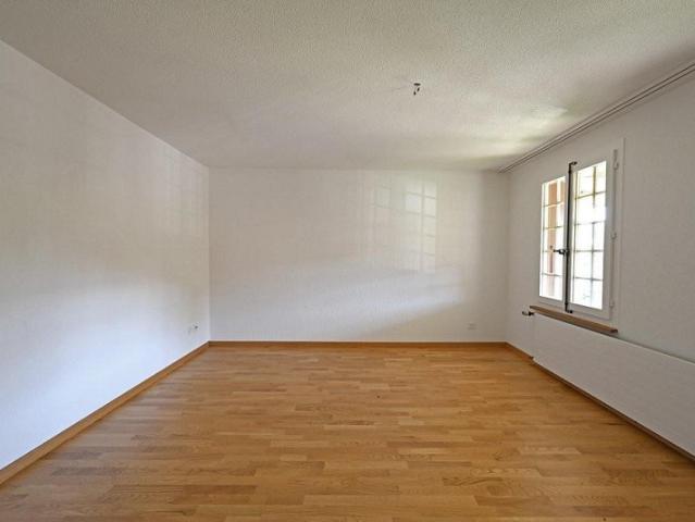 Sanierte 2 Zimmerwohnung in Signau
