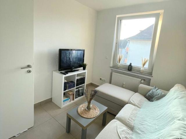 Sanierte 2,5 Zimmerwohnung mit Balkon, zentral in Gießen
