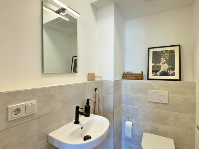 Sanierte 2,5 ZKB mit EBK am Beethovenplatz, perfekte City Lage