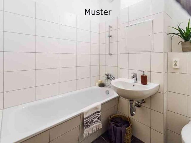 Sanierte 3 Raumwohnung mit Balkon!