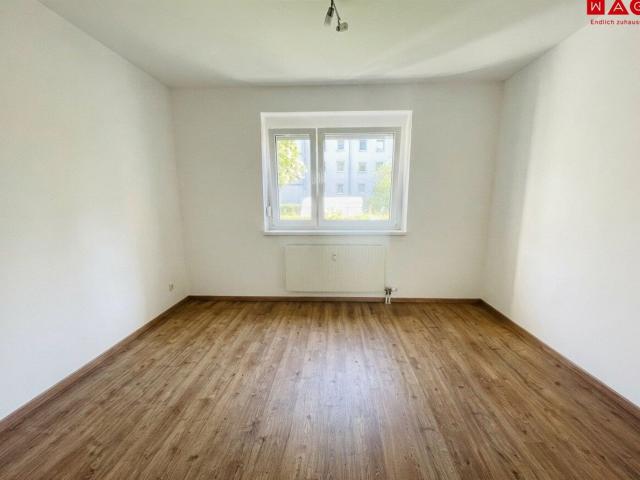 Sanierte 3 Raum Wohnung in Toplage mit Küche!