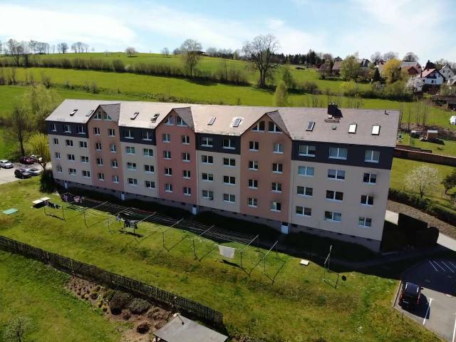 Sanierte 3 Raum Wohnung mit Blick über das Zschopautal mit Glasfaseranschluss