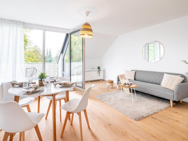 Sanierte 3 Zi. Wohnung inkl. Einzelgarage