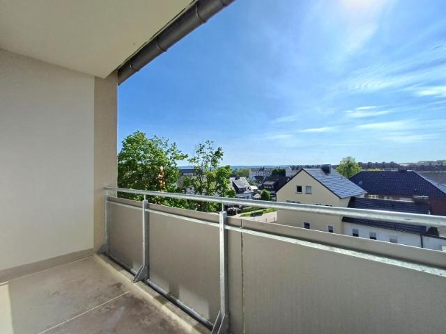 Sanierte 3 Zimmer Wohnung mit Balkon