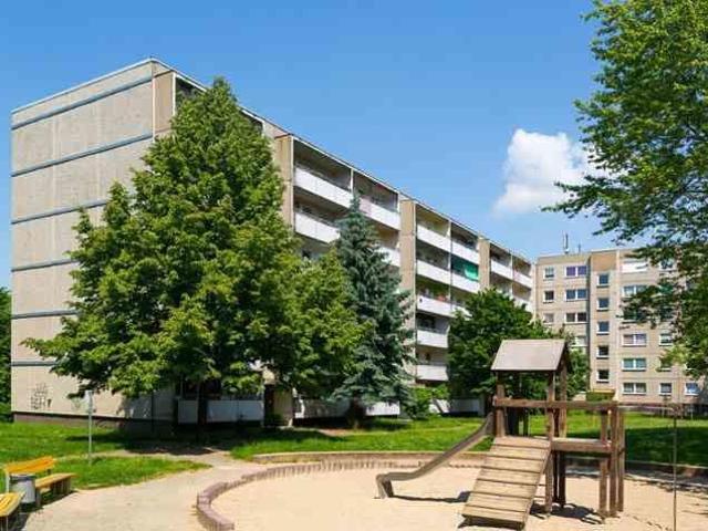 Sanierte 3 Zimmer Wohnung mit Balkon WBS !