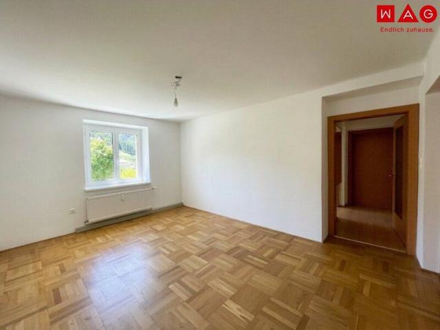 Sanierte 3 Zimmer Erdgeschoßwohnung
