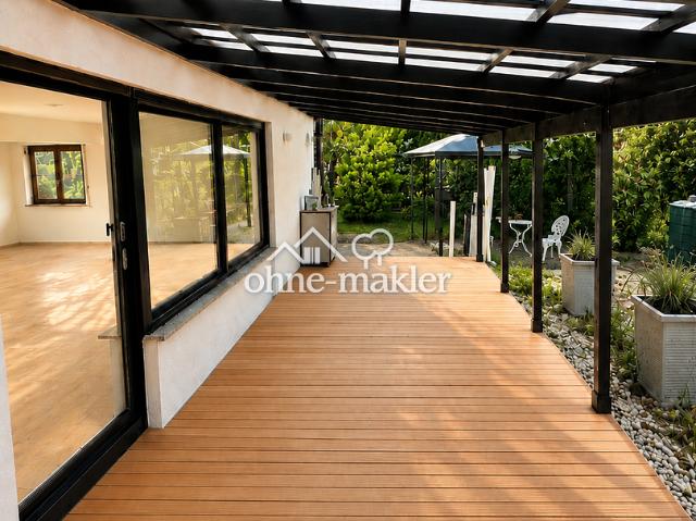 Sanierte 3 Zimmer Gartenwohnung mit Einbauküche, Terrasse, Privatgarten