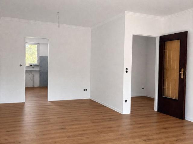Sanierte 3 Zimmerwohnung mit Balkon und Gartennutzung mitten in der City!