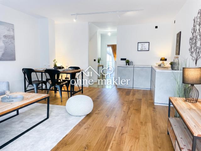 Sanierte, 3 ZKB, Maisonette Whg Erstbezug und Provisionsfrei