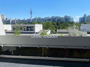 Sanierte 3,5 Zimmer Whg. mit großem Balkon und Kellerabteil