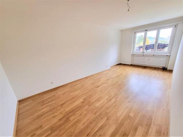 Sanierte 3.5 Zimmerwohnung im Dorfkern von Itingen zu vermieten