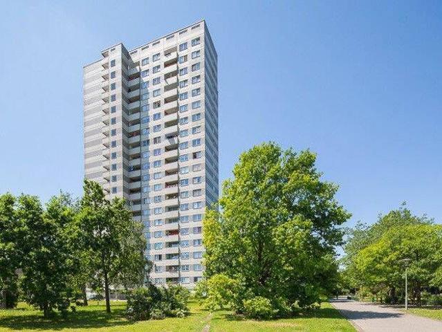 Sanierte Wohnung mit atemberaubenden Ausblick sucht neue Mieter zum 20.08.26!
