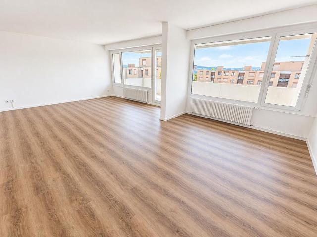 Sanierte Wohnung mit sonniger Aussicht