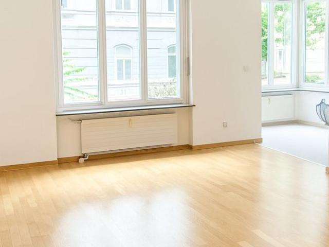 Sanierte Wohnung an ruhiger Lage nahe Rosenfeldpark