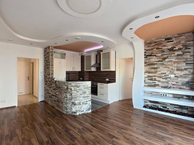 Sanierte Wohnung in Haid mit perfekter Anbindung – ideal für Eigennutzer & Anleger