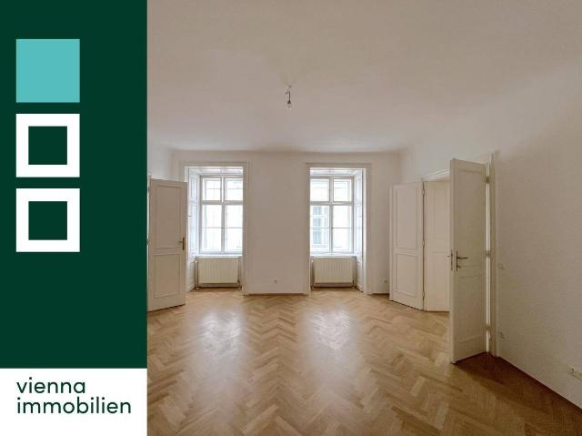 Sanierte Altbauwohnung mitten in der Innenstadt