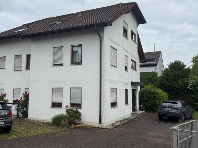 Sanierte Dachgeschosswohnung Stuttgart Hofen