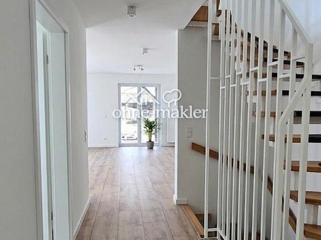 Sanierte DHH mit 187m² Nutzfläche inkl. ausgebautem Souterrain