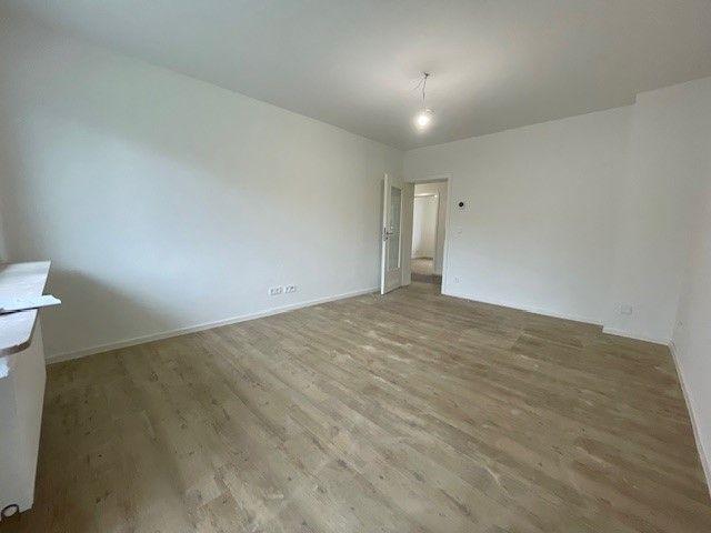 sanierte Erdgeschosswohnung mit Balkon