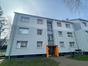 sanierte Erdgeschosswohnung mit Balkon