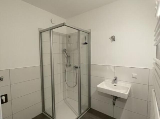 Sanierte Familienwohnung mit neuem Badezimmer ab 01.11.2026