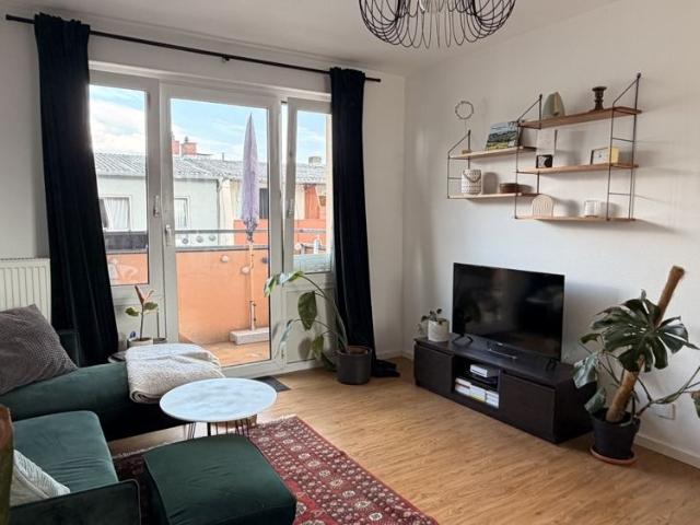 Sanierte Gemütliche Dachgeschoss Wohnung mit Balkon in der Mainzer Neustadt