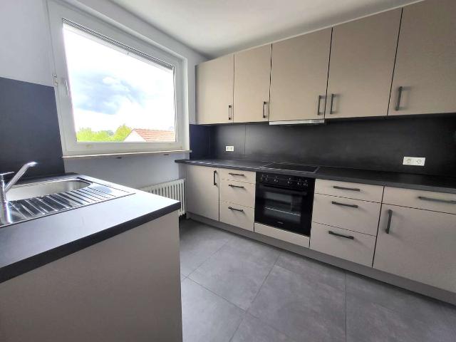 Sanierte Helle 2 Zimmer WHG mit EBK und Balkon in FFM Oberrad