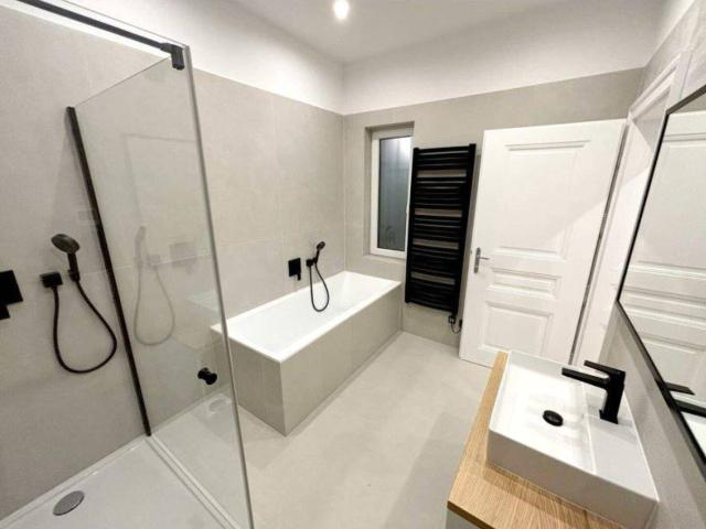 Sanierte Stilaltbau Wohnung