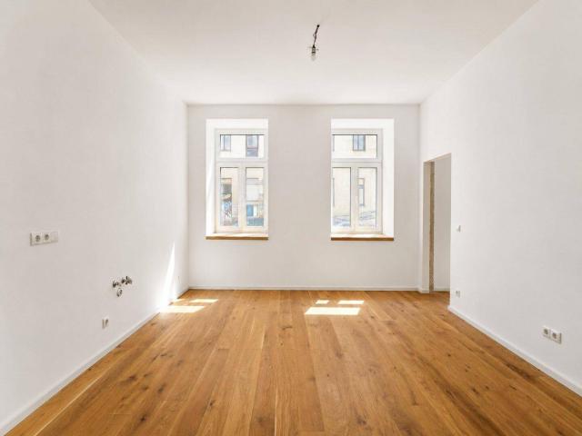 Sanierter Altbau – 2 Zimmerwohnungen im Erdgeschoß 1100 Wien