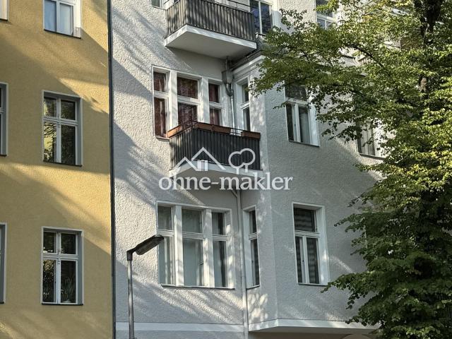 Sanierter Altbau 3 Zimmer mit Balkon und EBK