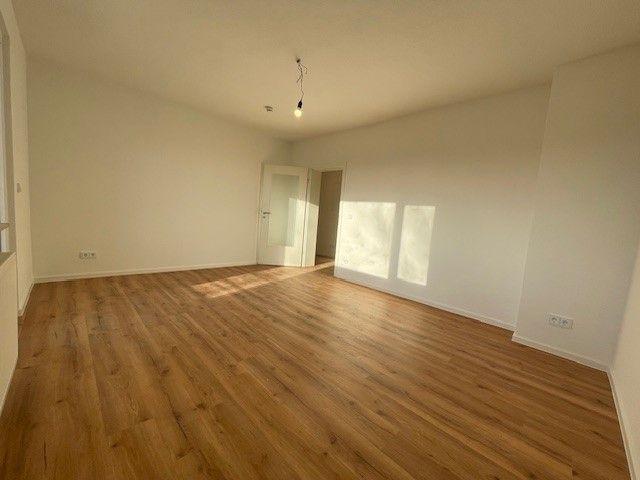saniert*Erdgeschoss*Balkon*Tageslichtbad