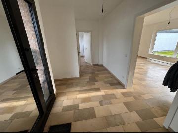 Saniertes BungalowHaus mit Garten 320qm top Lage zum Verkauf