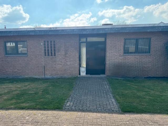 Saniertes BungalowHaus mit Garten 320qm top Lage zum Verkauf