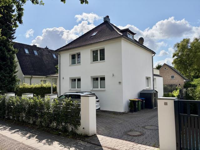 Saniertes EFH in Sasel – Garten, viel Platz, Wald Nähe