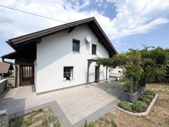 Saniertes Einfamilienhaus mit Charme in Aussichtslage