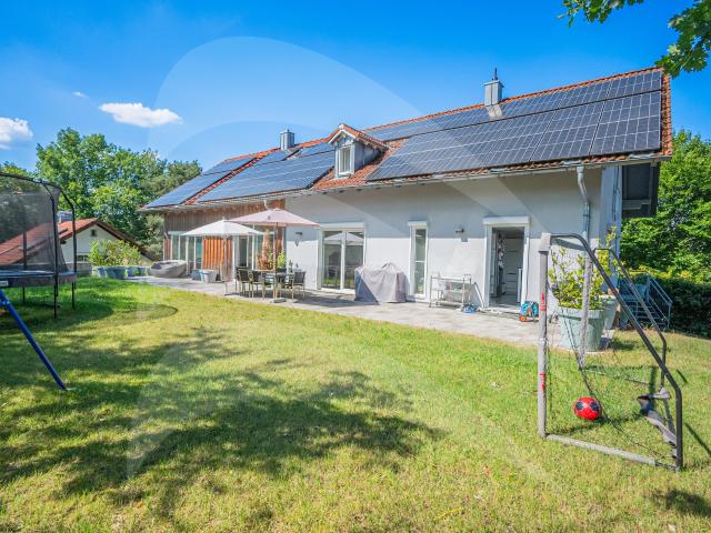 Saniertes Einfamilienhaus mit ELW, PV Anlage & vielseitigen Nutzungsmöglichkeiten in Passau Neustift
