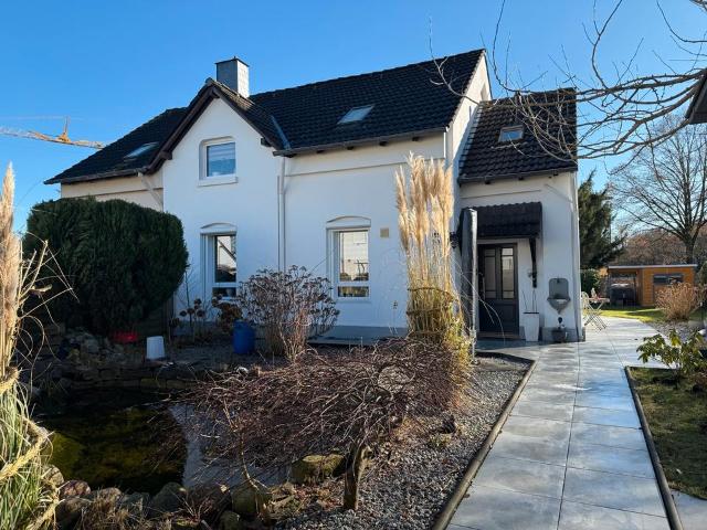 Saniertes Einfamilienhaus in ruhiger Lage