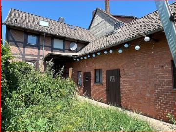 Saniertes Fachwerkhaus sucht SIE