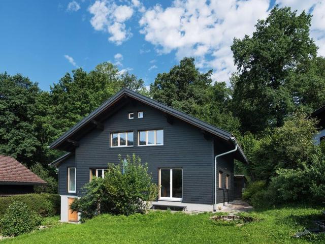 Saniertes, modernisiertes Einfamilienhaus mit Einliegerwohnung