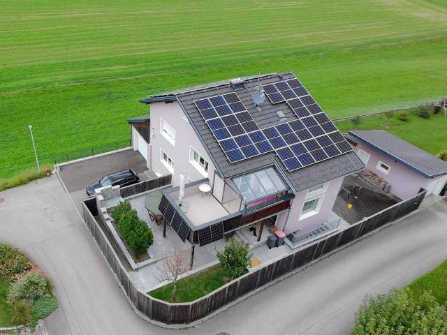 Saniertes Wohnhaus mit viel Platz und Extras ländlich & stadtnah