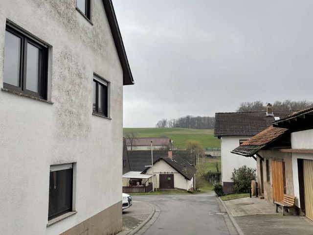 SANIERUNG Komplett erforderlich Sommerangebot on Top ca. 7300 Qm Wiese und Ackerfläche