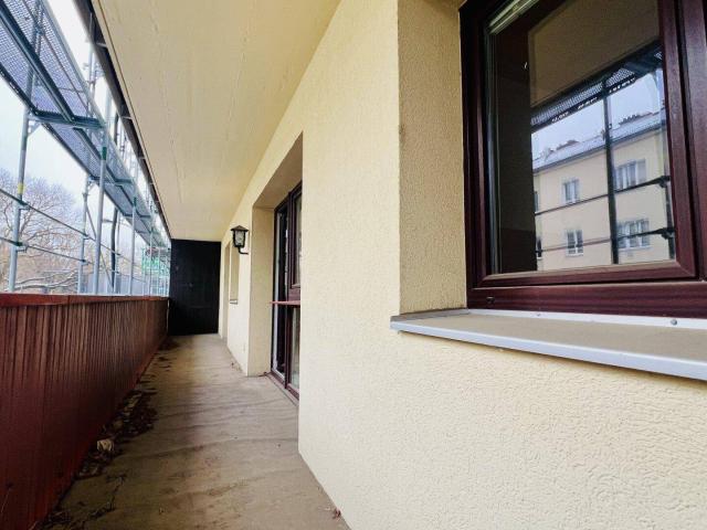 Sanierungsbedürftig light Frühstückssonne auf der Loggia Grüner Weitblick Ruhelage gute Raumaufteilung Top Infrastruktur