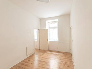Sanierungsbedürftige 1,5 Zimmer Wohnung im Hochparterre nahe U1/U2 Praterstern ca. 400 m