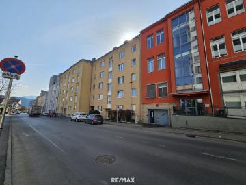KAUFANBOT vorhanden' Sanierungsbedürftige 2 Zimmerwohnung im Stadtzentrum von Knittelfeld