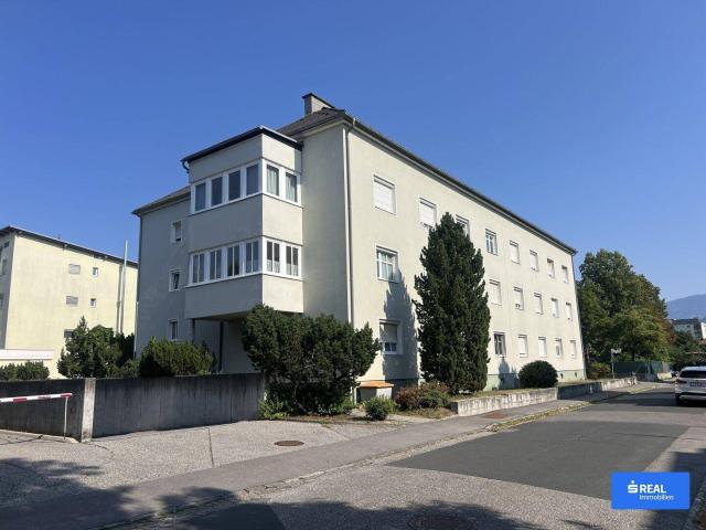 Sanierungsbedürftige 2 Zimmerwohnung in Villach Völkendorf!
