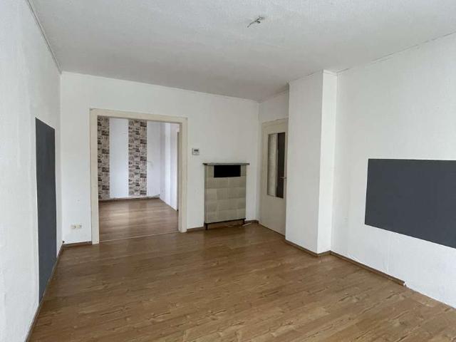 Sanierungsbedürftige Wohnung in ruhiger Lage