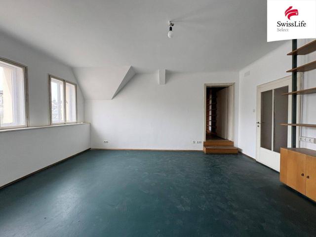Sanierungsbedürftige Dachgeschosswohnung | 5 Zimmer | Nahe U4 Pilgramgasse