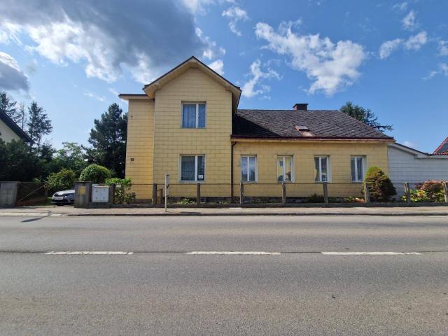 SANIERUNGSBEDÜRFTIGE JAHRHUNDERTWENDEVILLA ALS FAMILIENWOHNTRAUM IN BESTLAGE