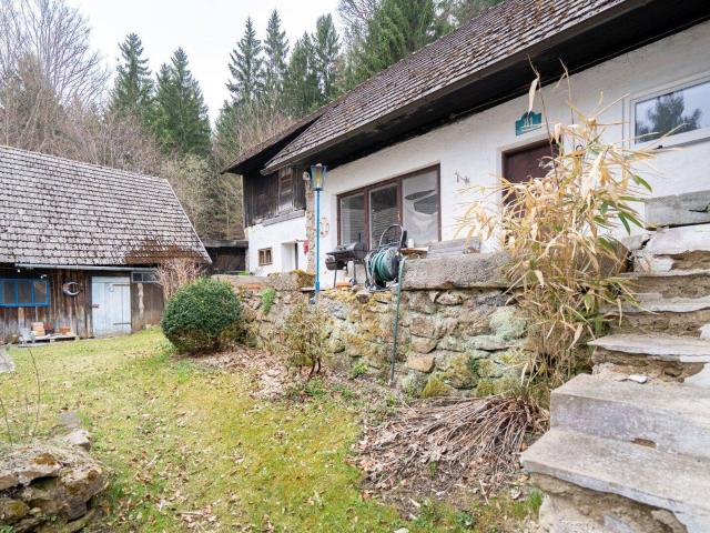 Sanierungsbedürftiges Bauernsacherl in Groß Gerungs
