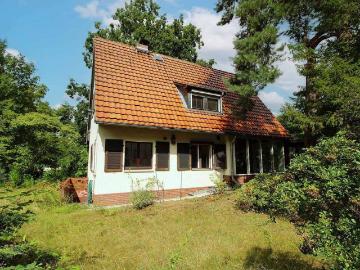 Sanierungsbedürftiges EFH mit herrlichem Garten in gefragter Lage von Berlin Kladow